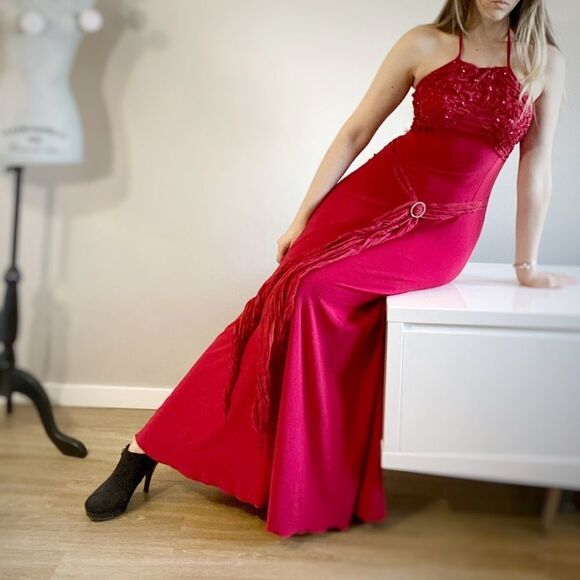 Vintage Red Beaded floor length Dress Trumpet Fit High Neckline, Sleeveless Gown - Picture 5 of 10